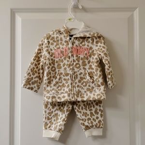 Old Navy (2 piece set) 3-6M